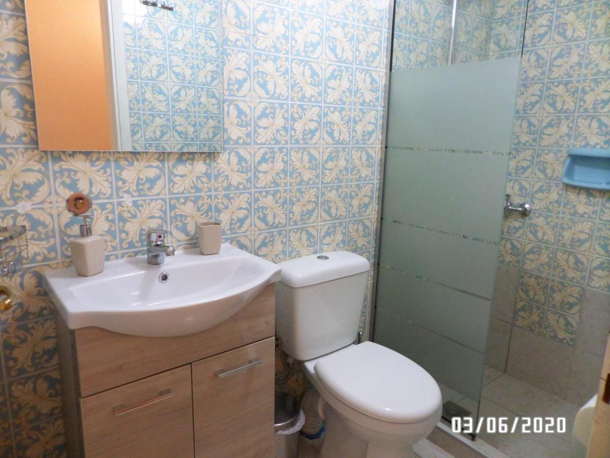 Anais Apartment Néa Péramos 外观 照片